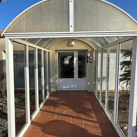 Appart-hotel Du Drapeau Bleu Kiwi شقة *