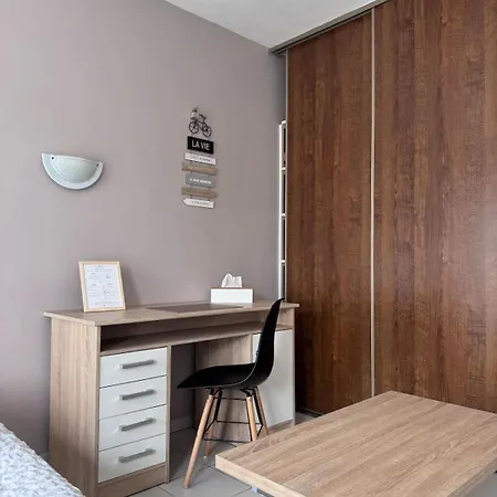 Appart-hotel Du Drapeau Bleu Kiwi * Aytré