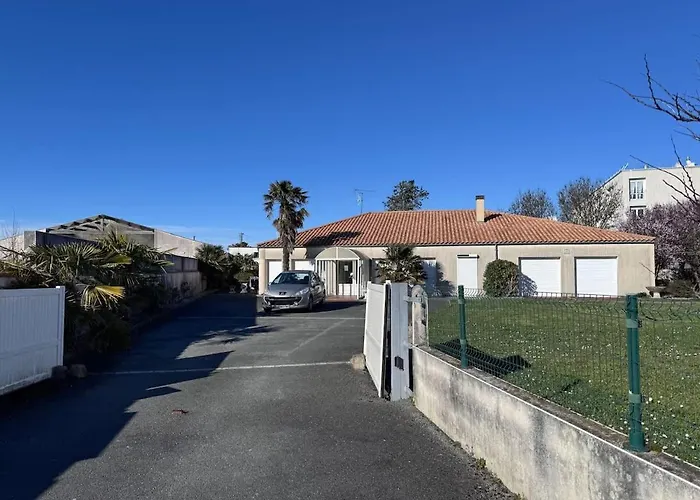 Appart-hotel Du Drapeau Bleu Kiwi * Эйтре