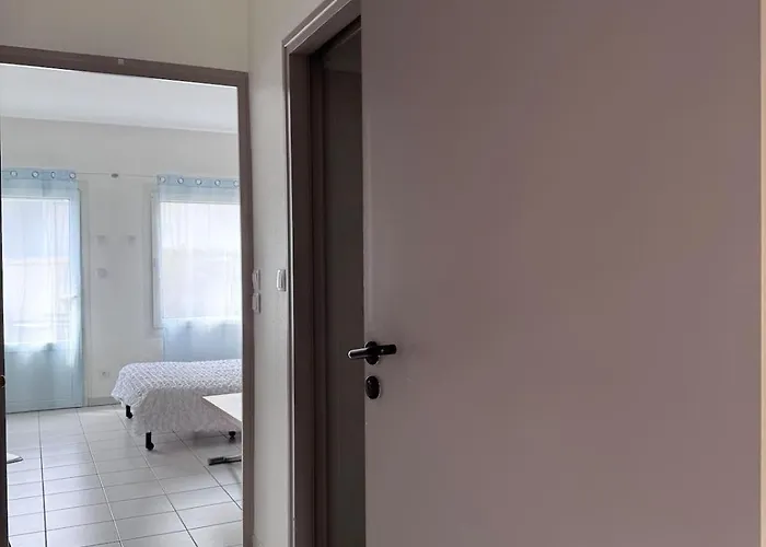 Appart-hotel Du Drapeau Bleu Kiwi Апартаменты