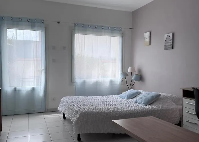 Appart-hotel Du Drapeau Bleu Kiwi Апартаменты